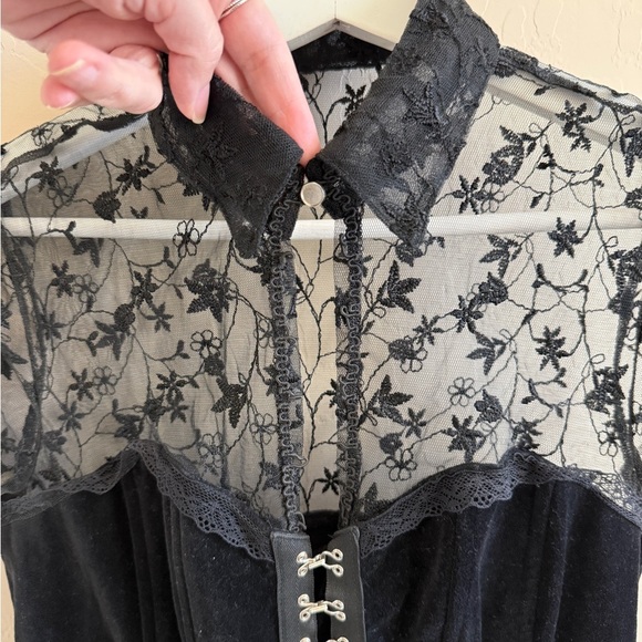 Tripp NYC 90s Y2K Black Lace Collared Corset Top Medium - Picture 3 of 16